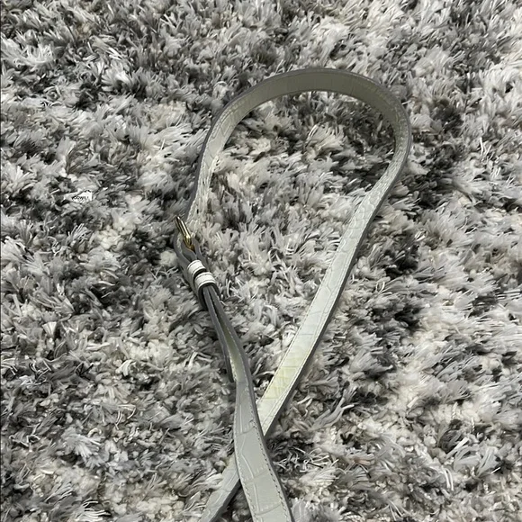 Ted Baker White Textured Shoulder Bag with Gold Clasp - Picture 9 of 13